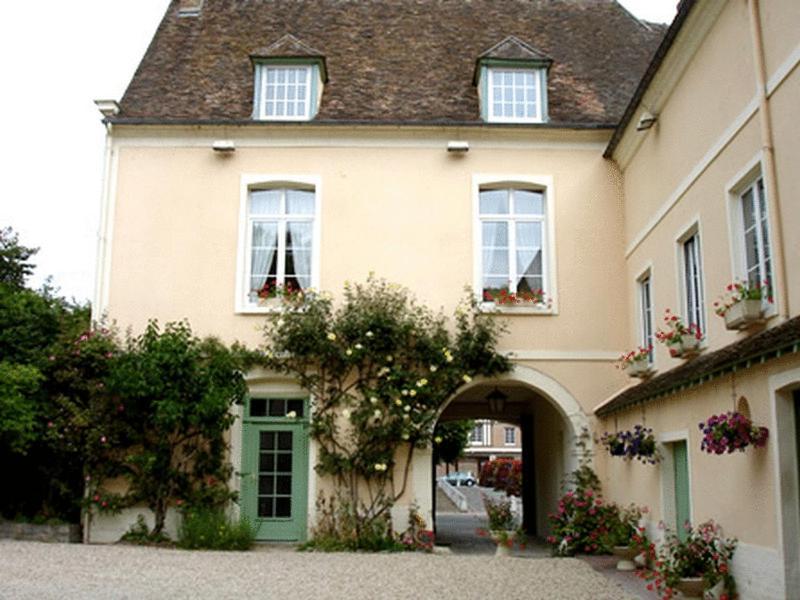 La Chaine D'Or Hotel Les Andelys Exterior photo