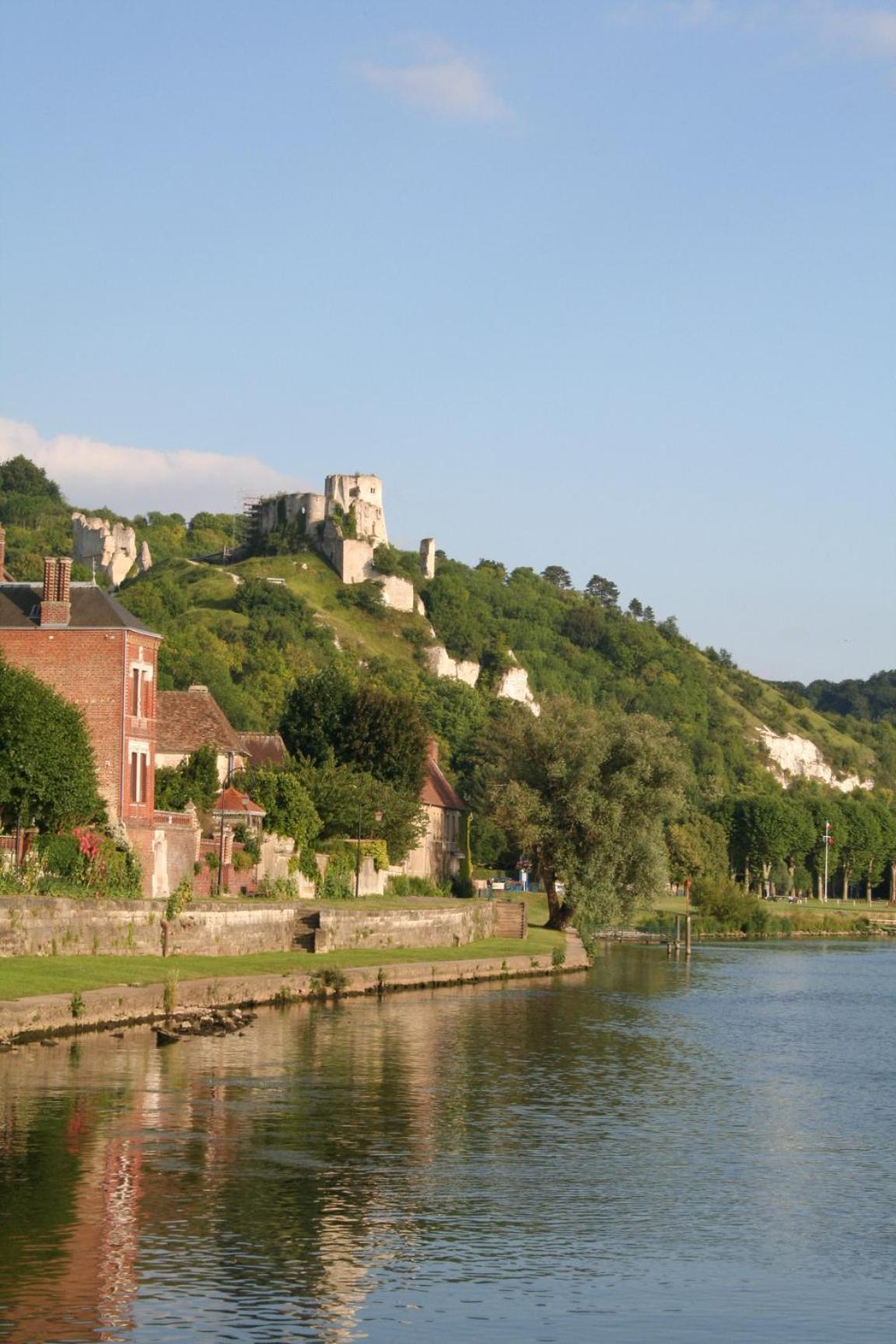 La Chaine D'Or Les Andelys Exterior photo