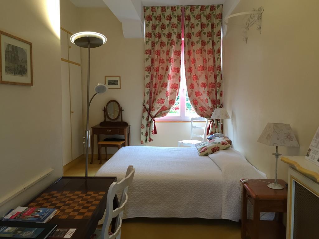 La Chaine D'Or Les Andelys Room photo