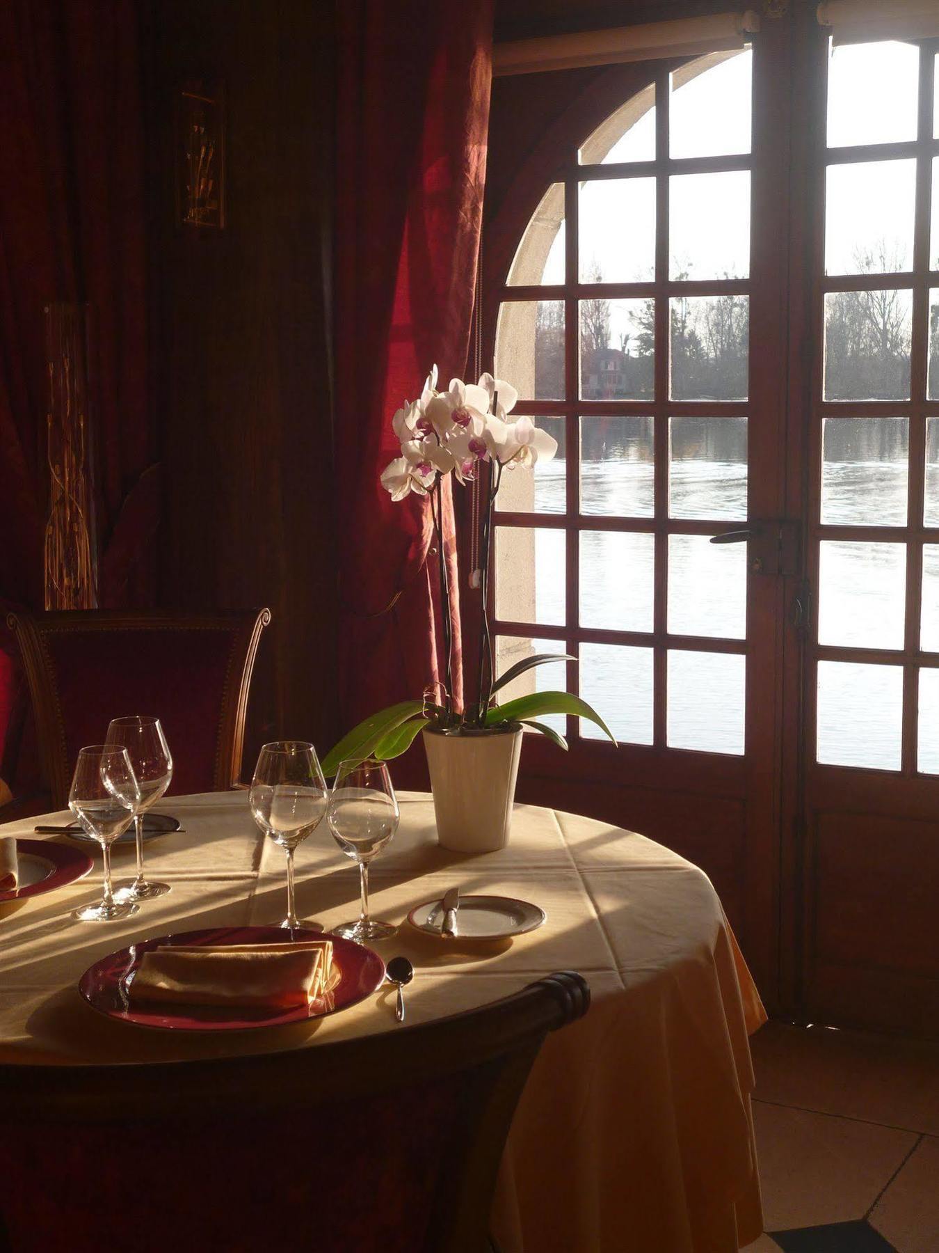 La Chaine D'Or Les Andelys Exterior photo
